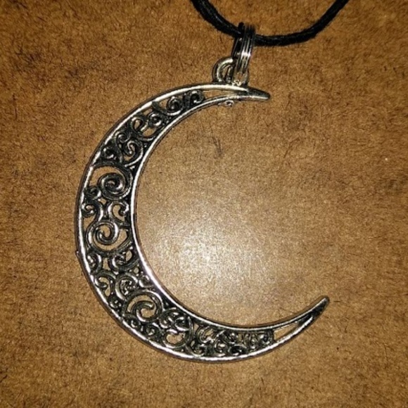 Filigree Crescent Moon Necklace Silver/Gold Tone - Picture 6 of 6